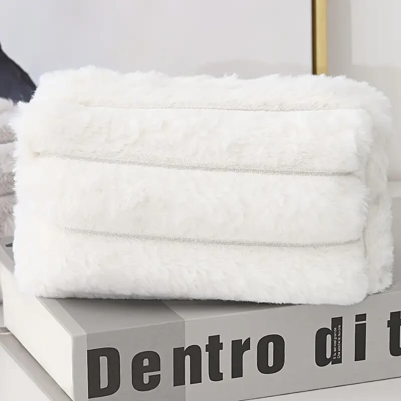Fur Plush Makeup Bag - Marsa official