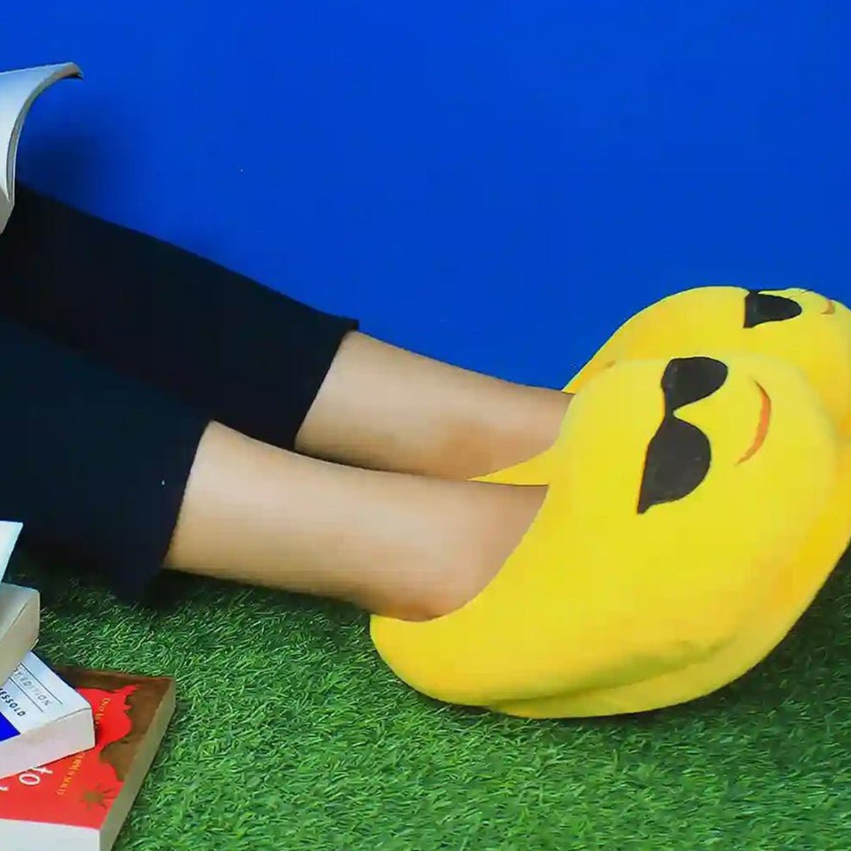 Cool Shade Emoji Slippers Warm & Comfortable - Marsa official